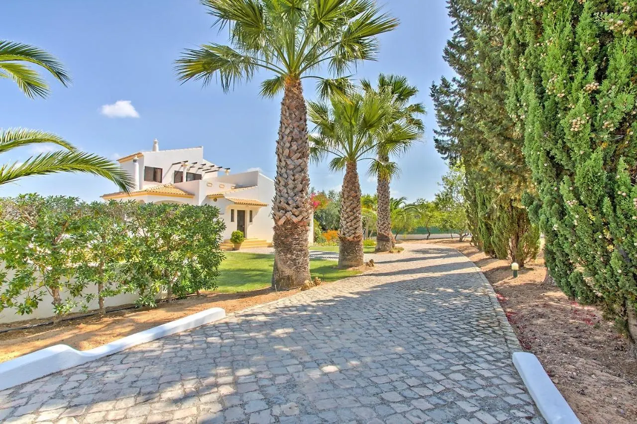Villa Candida by Villa Plus Vale do Lobo